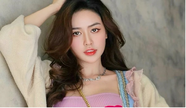 Người đẹp đóng cảnh táo bạo trong “Mai” của Trấn Thành là ai? 1