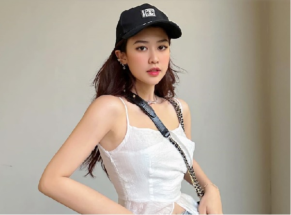 Người đẹp đóng cảnh táo bạo trong “Mai” của Trấn Thành là ai? 3